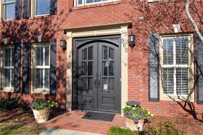 Building Photo - 265 Windsor Gate Cove NE