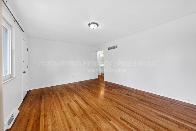 Building Photo - 10412 Gardo Ct