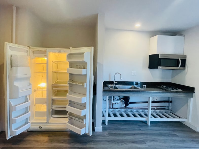 Building Photo - 3544 Clayton Rd