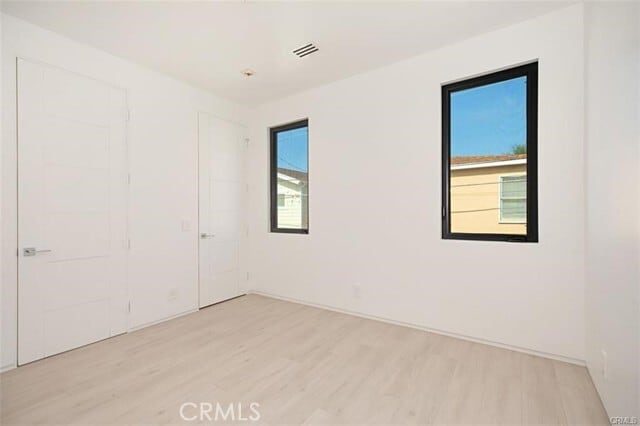 Building Photo - 423 Orchid Ave