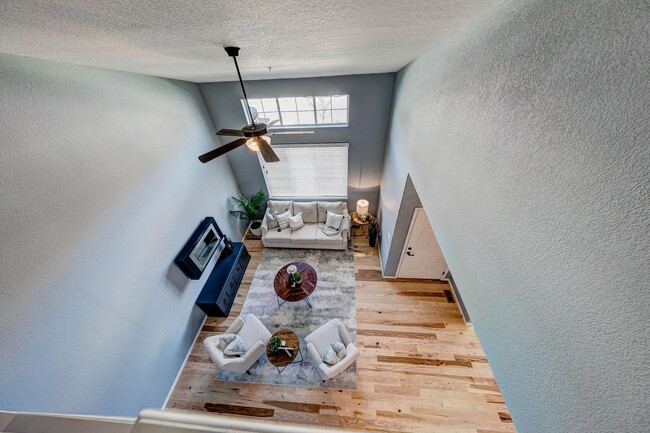 Building Photo - 2963 Denver Dr