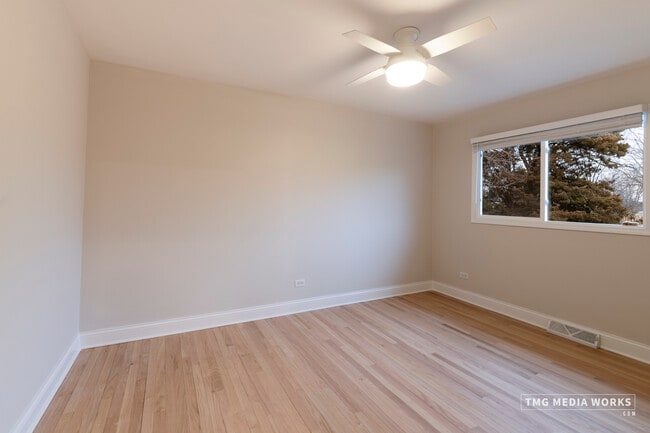 Building Photo - 24331 Davids Ct