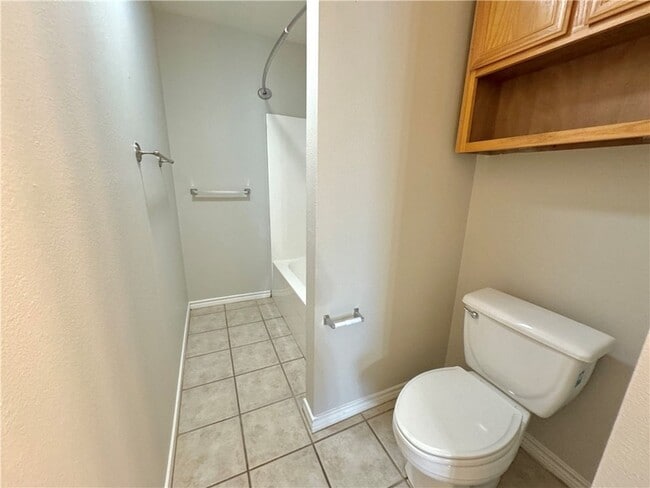 Building Photo - 2330 Trace Meadows