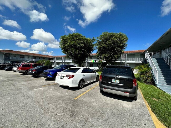 Building Photo - 4050 NW 135th St