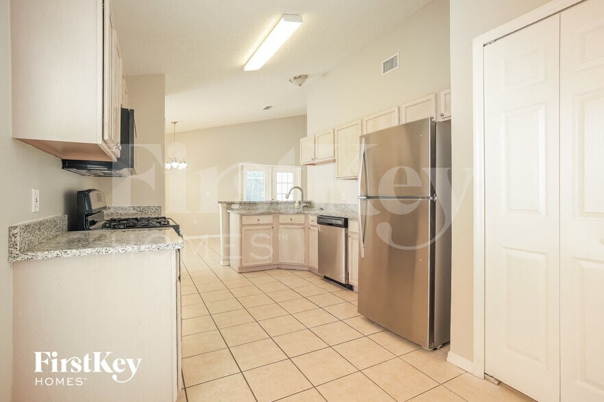 Building Photo - 335 Darlington Loop