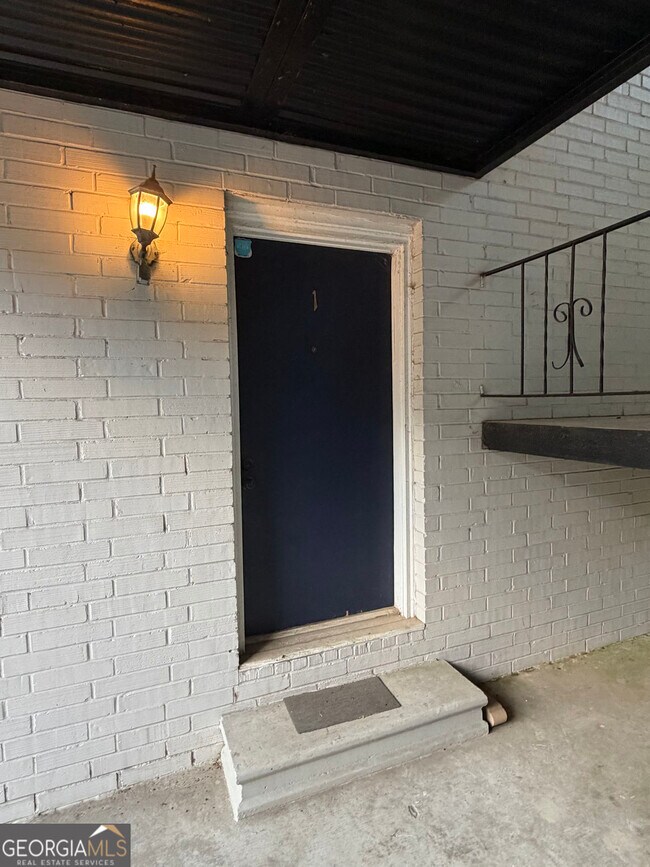 Building Photo - 777 Jordan Ln