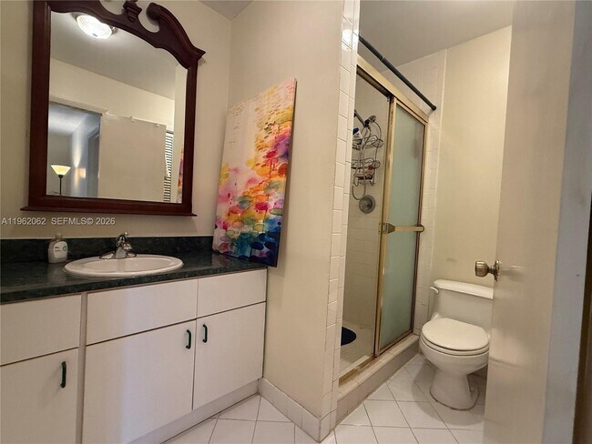 Building Photo - 6500 Kendale Lakes Dr