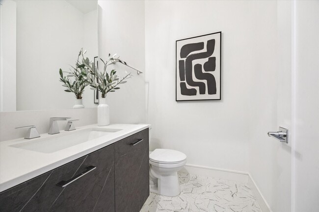 Building Photo - 5824 Winsome Ln