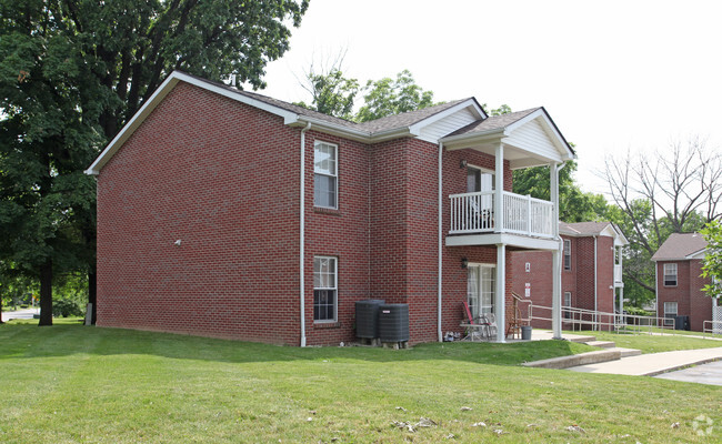 Building Photo - Lebanon Commons