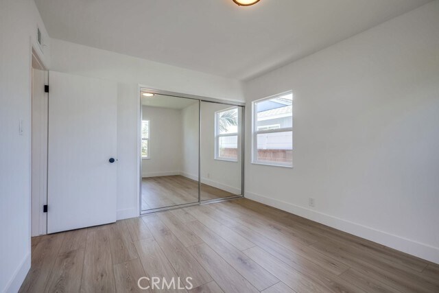 Building Photo - 912 S Courtney Ave