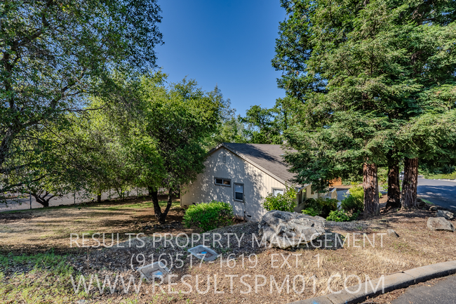 Building Photo - Auburn Beauty - Available Now!