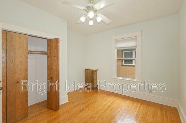 Building Photo - 2535 Aldrich Ave S