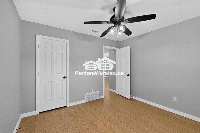 Building Photo - 3945 Spoonwood Ln