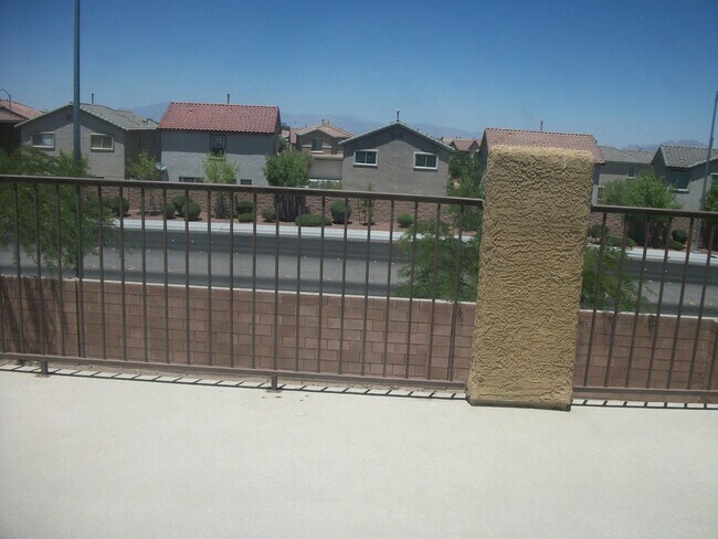 Building Photo - Garland Grove a very Nice Home in the South West!!!
