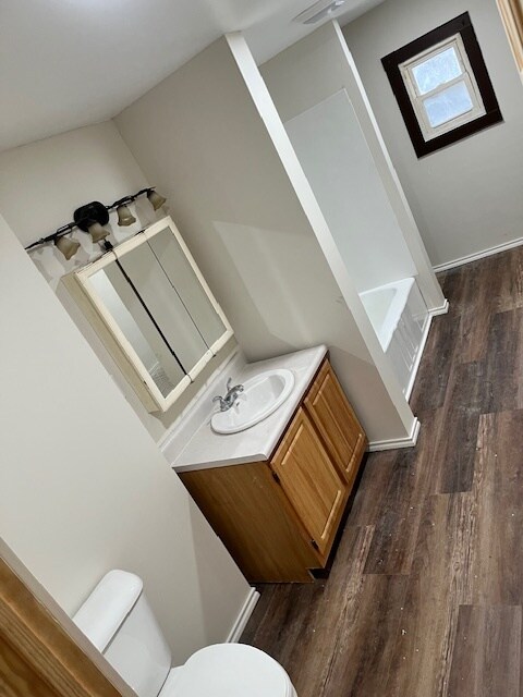 Building Photo - 550 Clark St