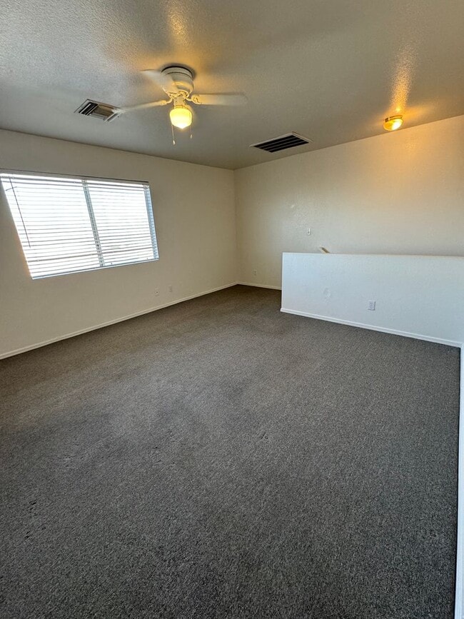 Building Photo - 1 bedroom 1 bath - Apartment Near Casinos with Attached Garage