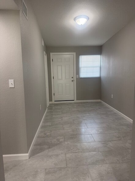 Building Photo - 3040 Fletcher Ave