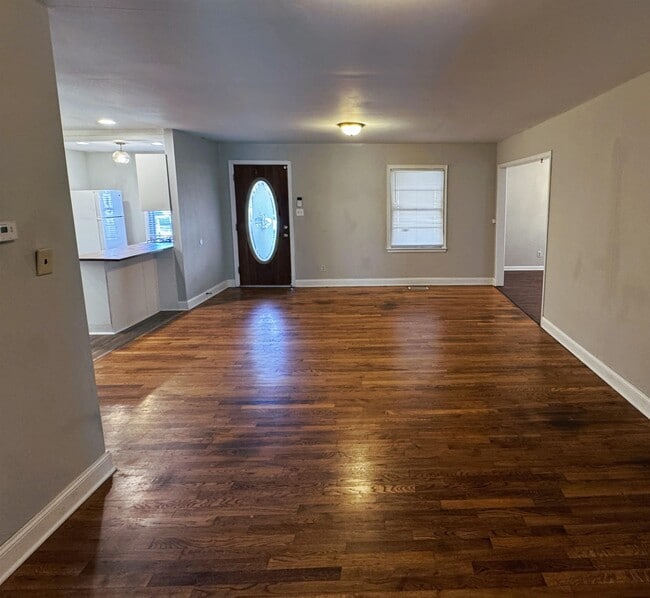 Building Photo - 3829 Guernsey Ave