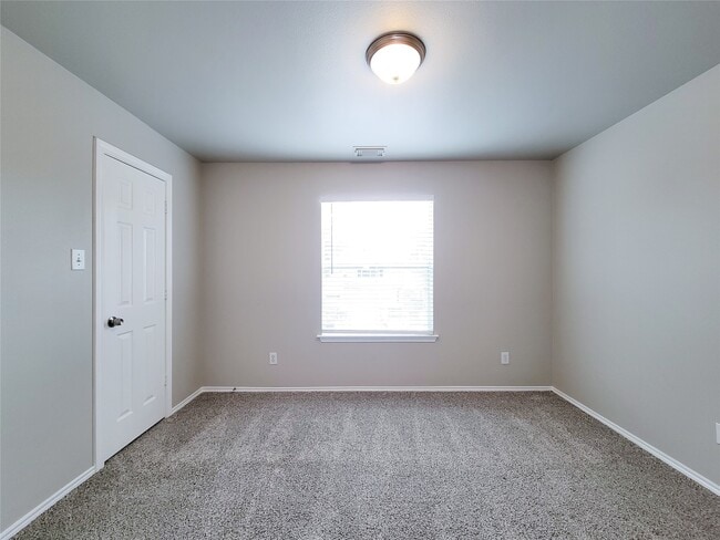 Building Photo - 3014 Loganberry Park Ln