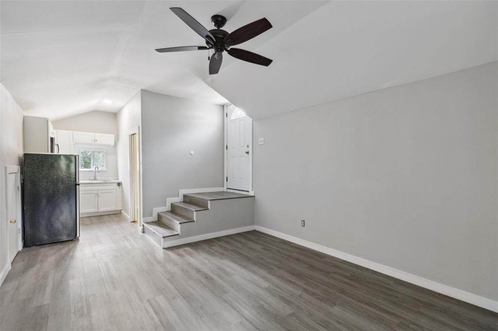 Building Photo - 5839 Goliad Ave