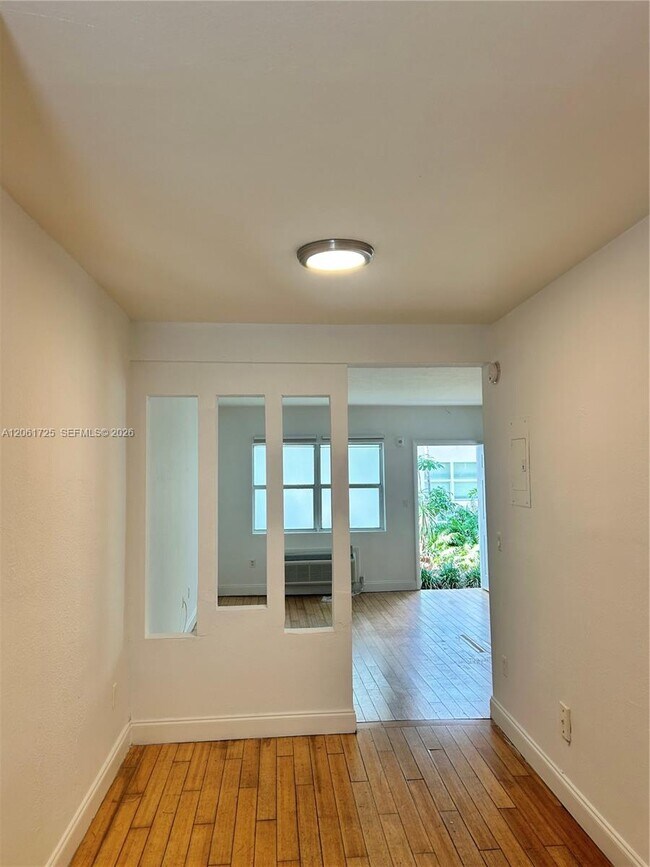 Building Photo - 8080 Tatum Waterway Dr
