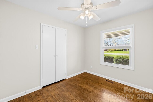 Building Photo - 4033 Woodgreen Terrace