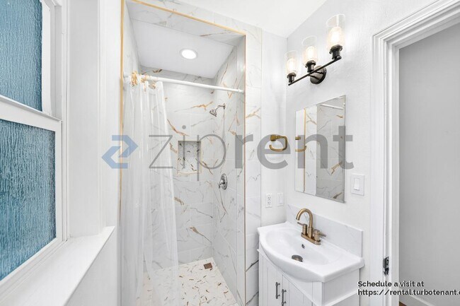Building Photo - 5185 Olivewood Ave