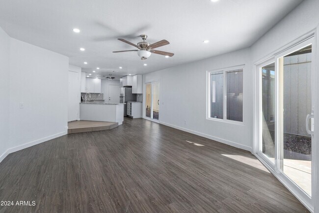 Building Photo - 7034 S 42nd St