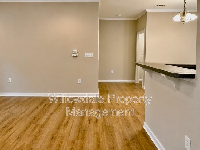 Building Photo - 204 Savannah Ridge Rd