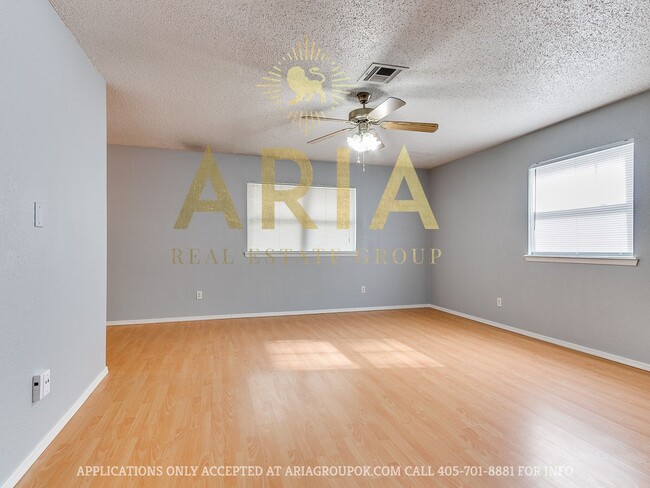 Building Photo - *NOW PRELEASING FOR AUGUST 2025* 4 Bed/2 B...