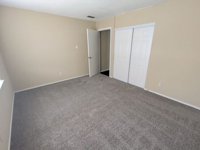 Building Photo - 4329 Segura Ct S