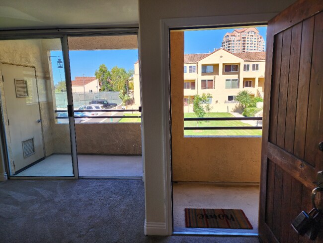 Building Photo - 3969 Nobel Dr