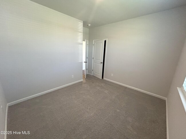 Building Photo - 59 Bonaparte St
