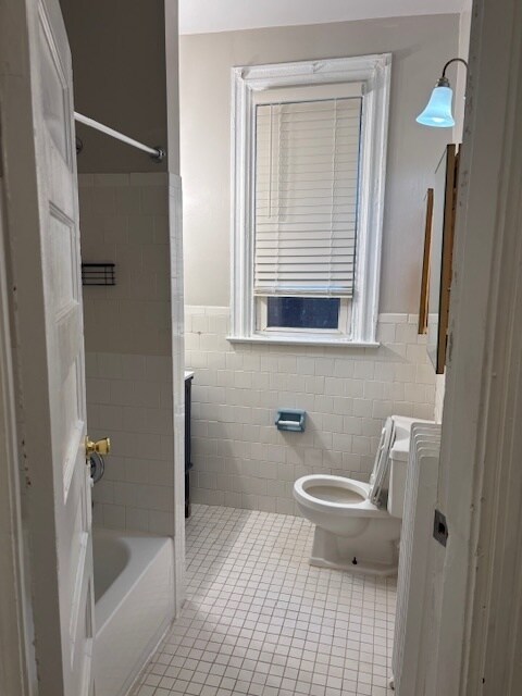 Building Photo - 2909 13th St NW