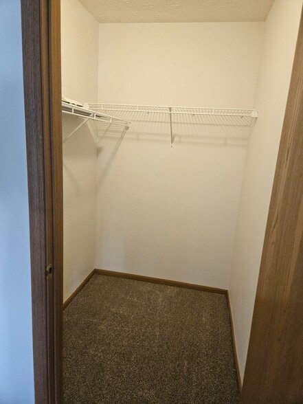 Master walk in Closet - 5238 Emalene Rd
