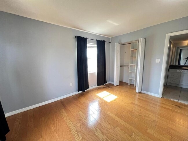 Building Photo - 2535 N Alafaya Trail