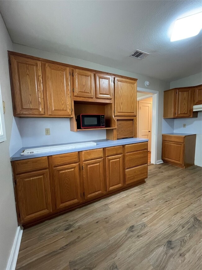 Building Photo - 1941 N Avenue H