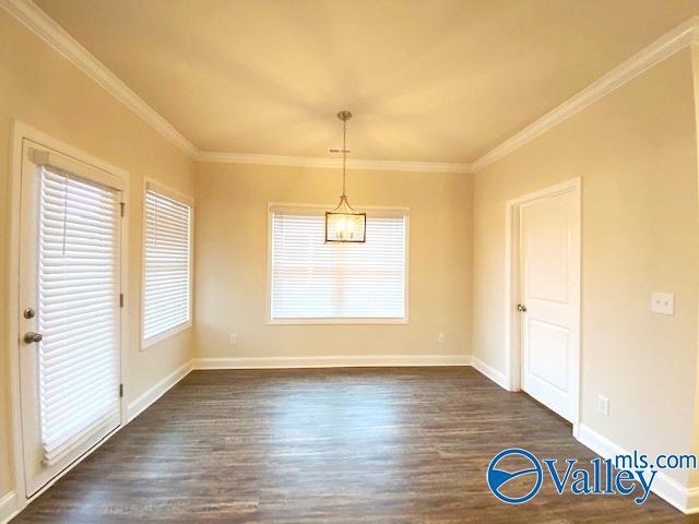 Building Photo - 110 Pointe Haven Ct