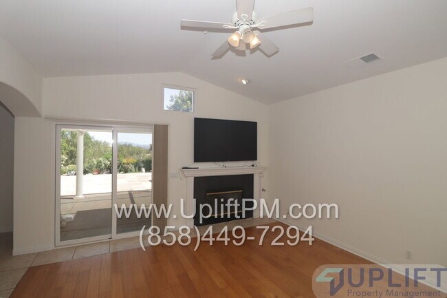 Building Photo - 22845 Vista Ramona Rd