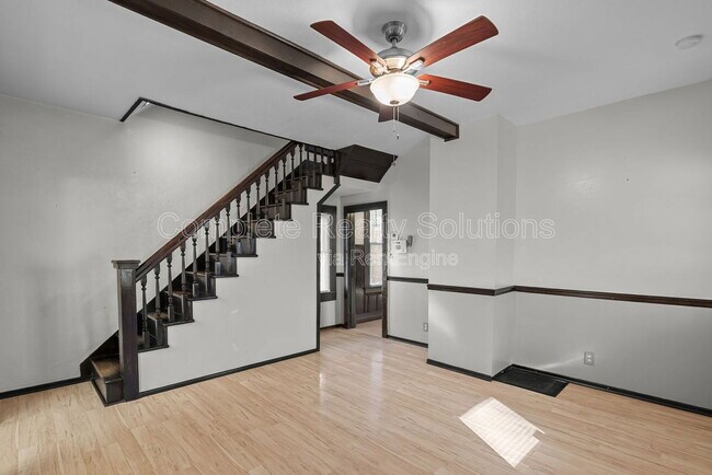 Building Photo - 409 Harrison Ave