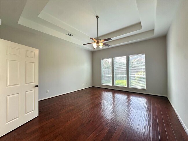 Building Photo - 5218 Pebble Bluff Ln