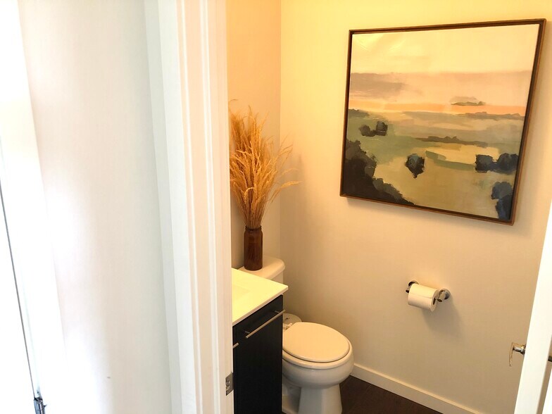 Powder Room (1st Floor) - 9627 Dunning Cir