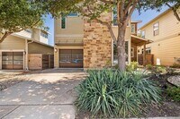 Building Photo - 908 Freewater Ln