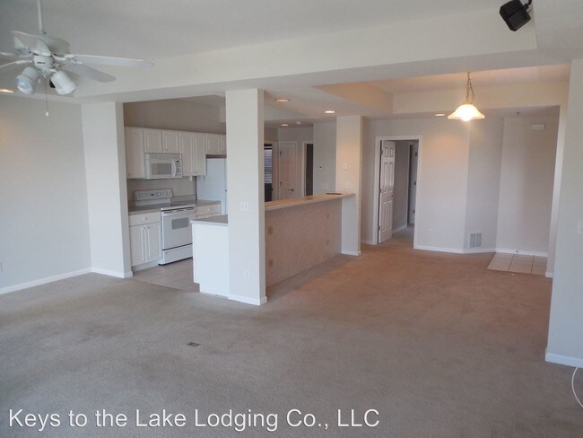 Building Photo - 142 Palisades Dr