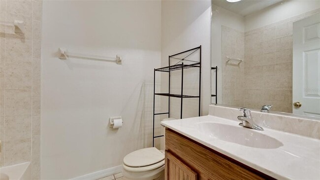 Building Photo - 3497 Parkridge Cir