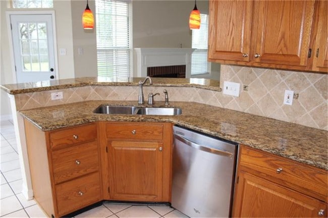 Building Photo - 6622 High Knoll Dr