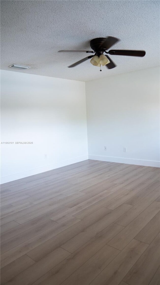 Building Photo - 9023 SW 113th Pl Cir W