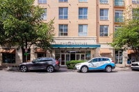 Building Photo - 2200 N Westmoreland St