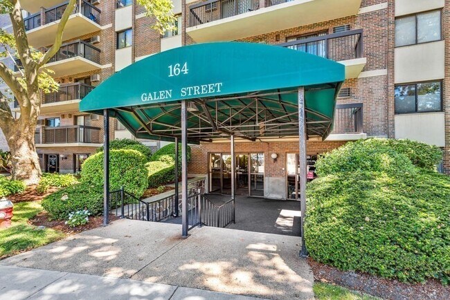 Building Photo - 164 Galen St