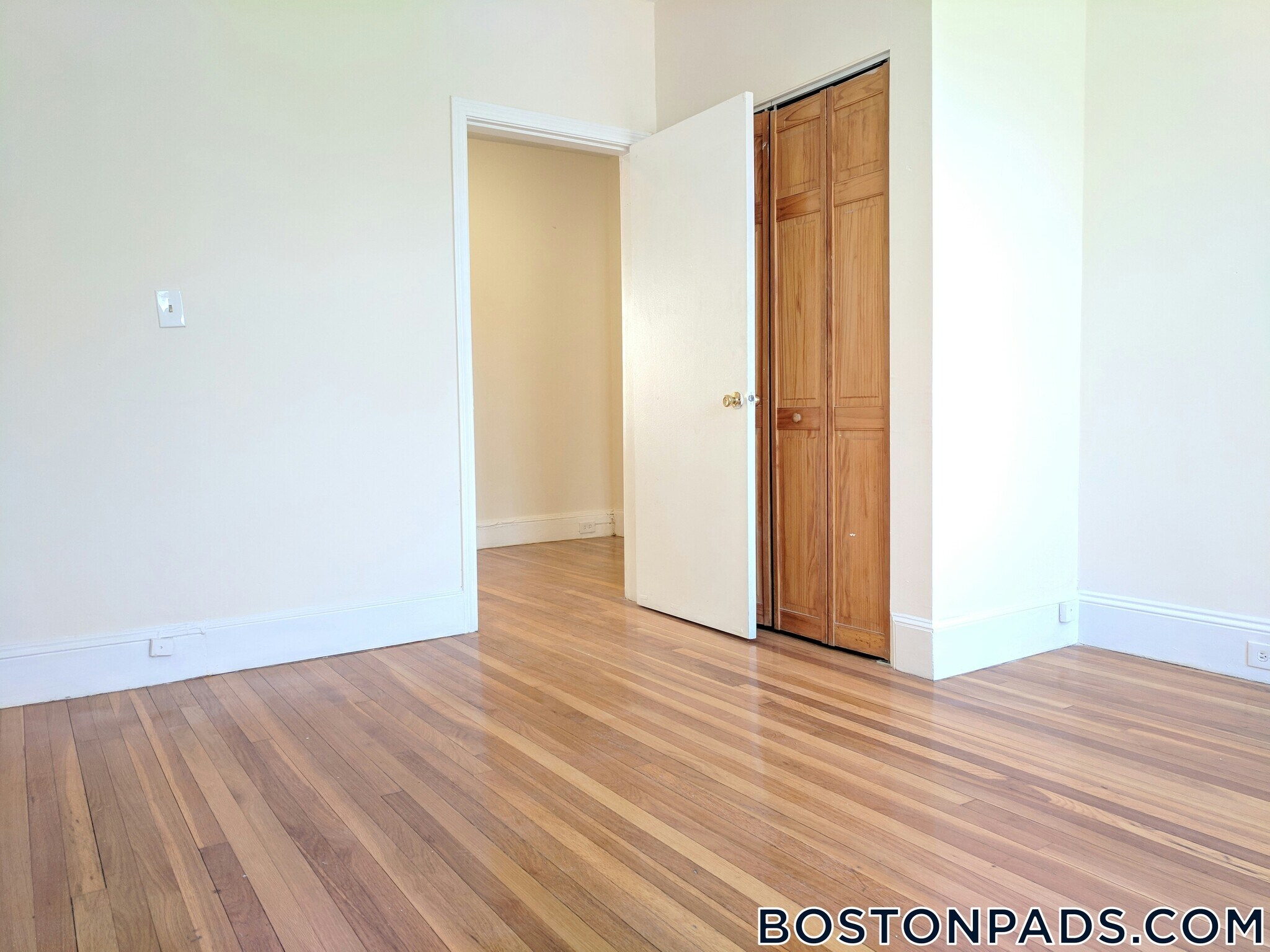 Building Photo - 241 Freeman St